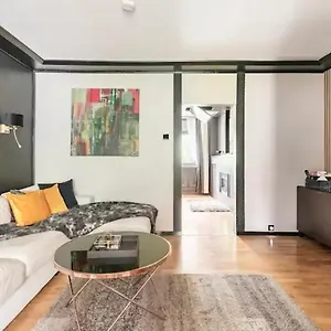 https://apartment-eichkamp-mit-gartennutzung-am-grunewald-nahe-messe.find-berlin-hotels.com